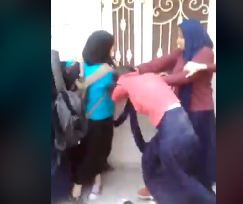 خناقة طالبات مدرسة مصر القديمة