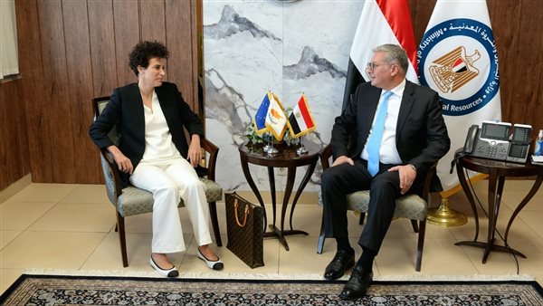 وزير البترول 